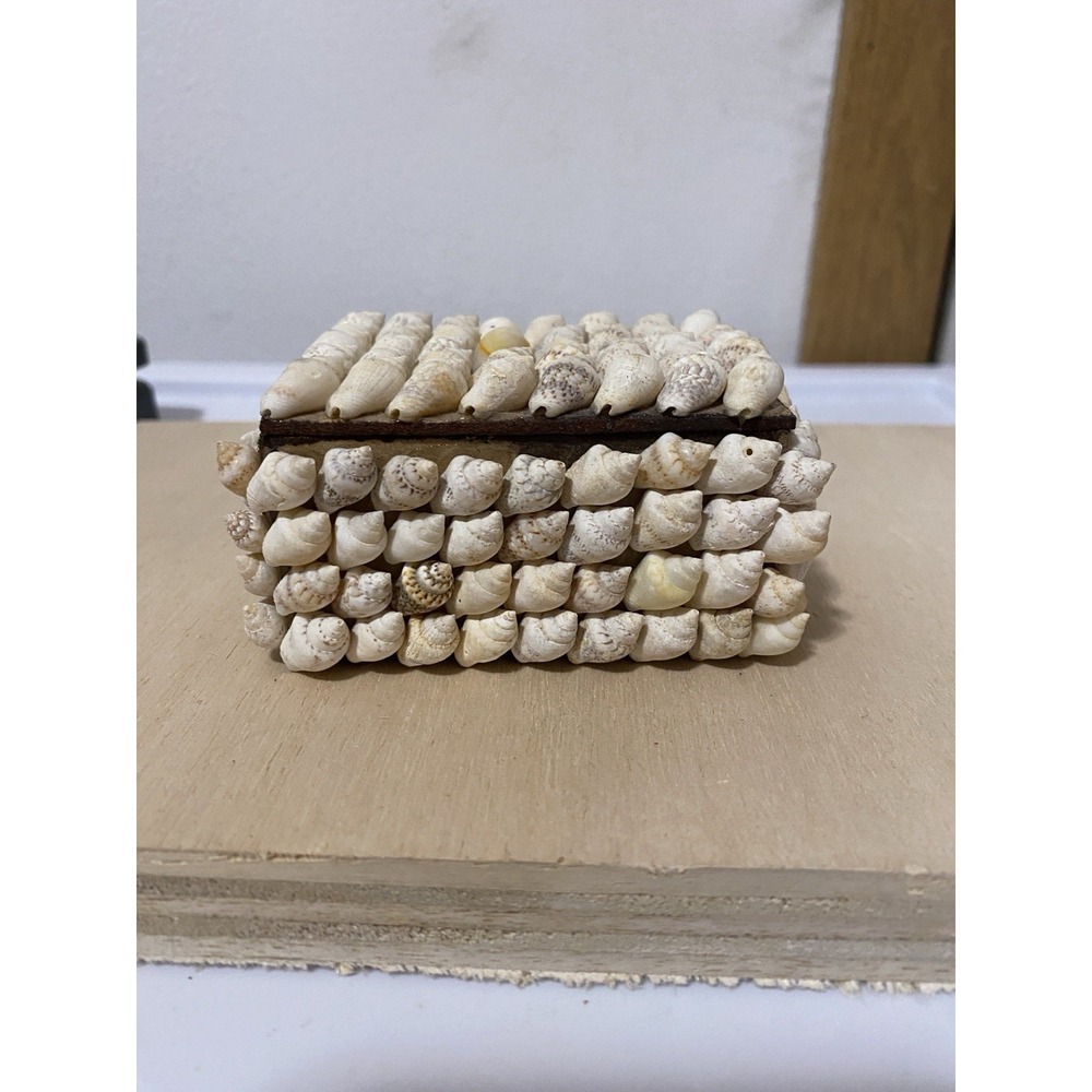 Trinket Box Made In Philippines Shell Box with Lid Vintage